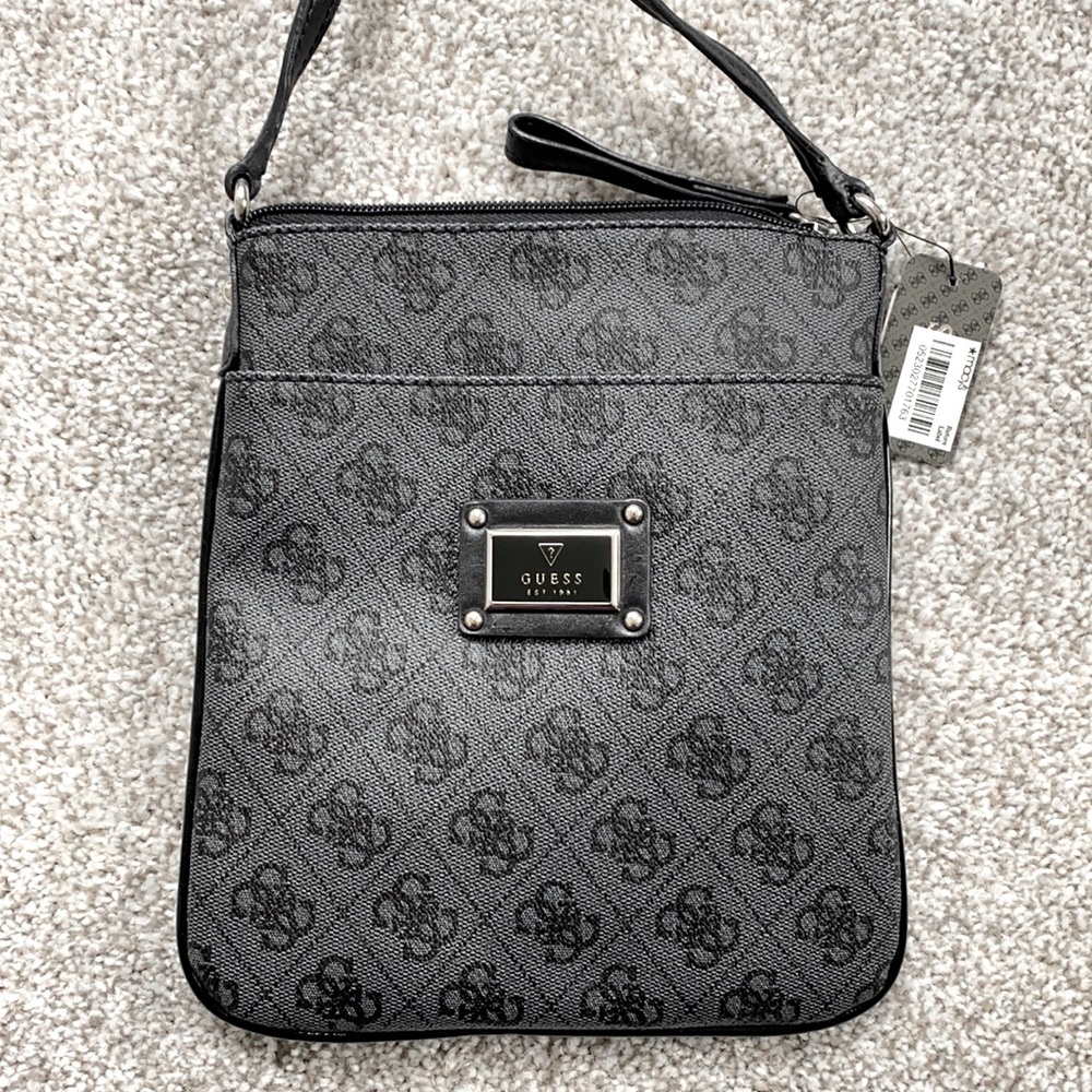 Brand NWT Guess over the shoulder handbag